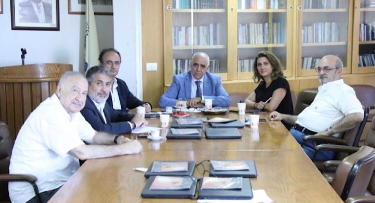 وفد من الهيئة التأسيسية لل”جبهة الوطنية لإعادة النازحين إلى بلادهم” برئاسة يمنى الجميّل في زيارة لنقابة محرري الصحافة