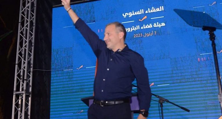 فيديو لباسيل يستفزّ اللبنانيين ويشعل مواقع التواصل الإجتماعي.. وردود فعل غير متوقّعة!