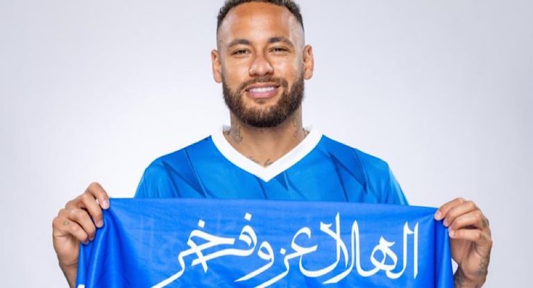 بالفيديو-عصابة تقتحم منزل نيمار مستهدفة زوجته وطفلته