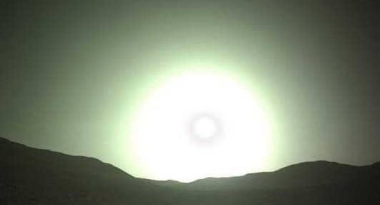 بالصورة – غروب الشمس من سطح المريخ