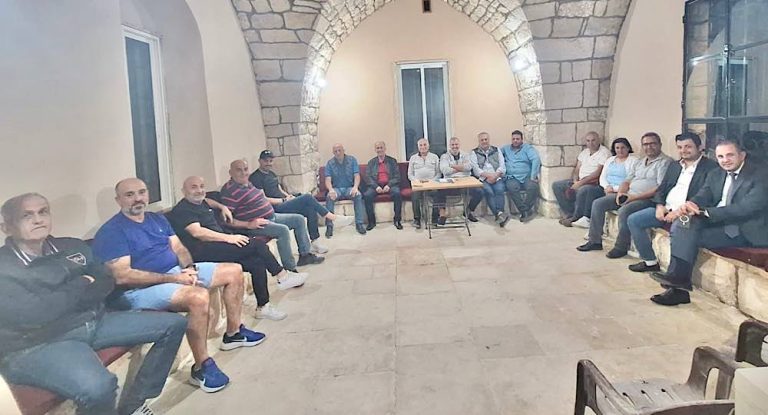 بالصورة-تضامن اندية قضاء جبيل تجتمع في مشمش