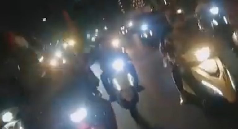 بالفيديو – مسيرة نصرة الطوفان تجوب في شوارع بيروت