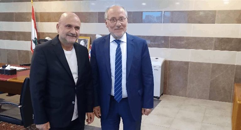 الوضع التربوي بين الحلبي وابي رميا ومساع مشتركة لتأمين استمرارية ثانوية حصارات