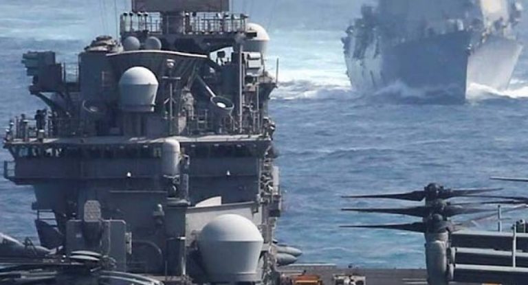 بالصورة-لأول مرّة: امرأة تتولّى قيادة القوات البحرية..تعرفوا عليها!