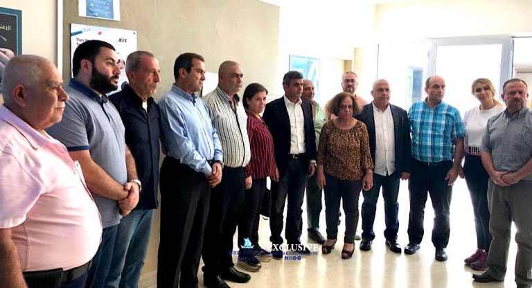 خاص-بالصور:الحواط في حصارات ليطمئن الطلاب والأهالي “الثانوية لن تقفل”