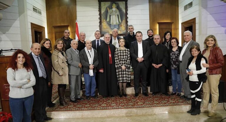 بالصور- جومانا مدور تحيي رسيتالاً ميلاديًا رائعًا في رعية مار عبدا-بلاط بحضور المطران عون والعتيّق