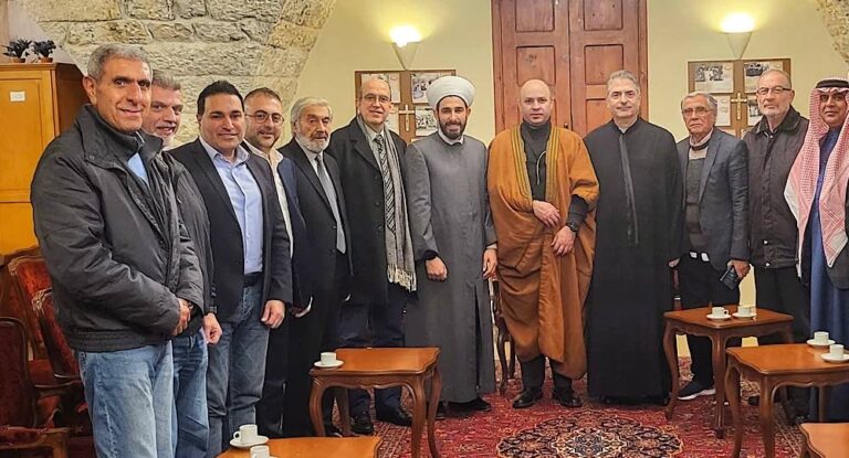 خاص-بعد كسر تمثال العذراء  مصالحة بين عشيرة آل حمادة وعائلة ضومط اده