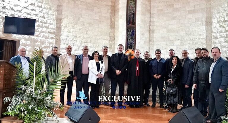 خاص-بالصور: رسيتالٌ دينيٌ في حصارات برعاية وحضور المطران عون