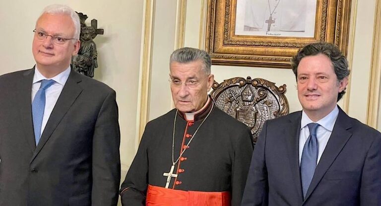 خاص-الراعي يستقبل وزيرا تكتل الوطني المستقل