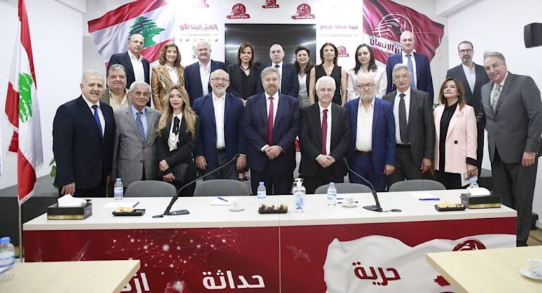 إعادة بناء المؤسّسات بين “وطن الإنسان” و”مستقلّون من أجل لبنان”