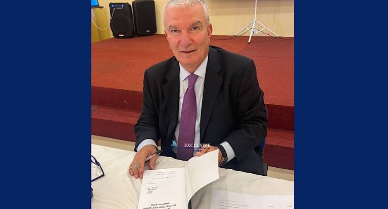 خاص-بالصور: العميد الركن المتقاعد جوزف عبيد يوقّع  كتابه الرابع بعنوان ” العنف ضد المرأة “