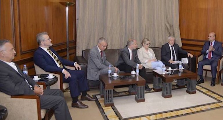 ابي رميا يلتقي وفدا برلمانيا من ليتوانيا