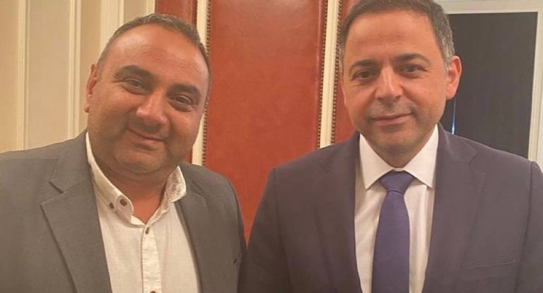 خاص-رئيس بلدية المجدل سمير عساكر يزور حاكم مصرف لبنان بالانابة وسيم منصوري