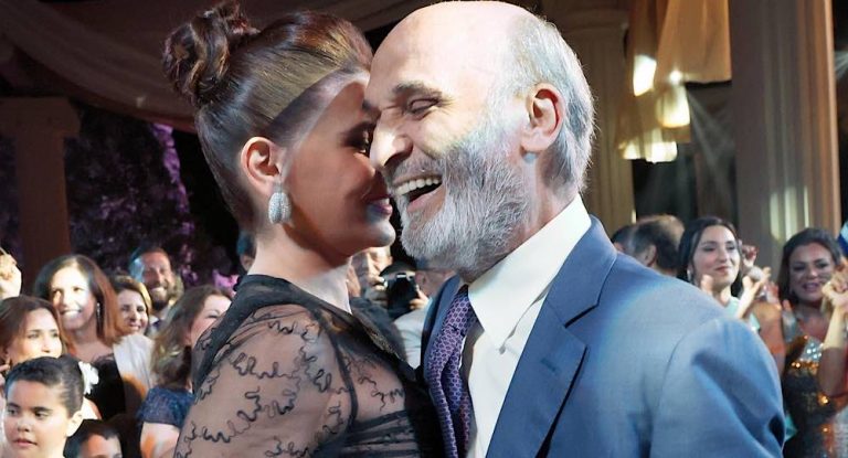 بالفيديو- جعجع يراقص ستريدا على “الثلاث دقات”