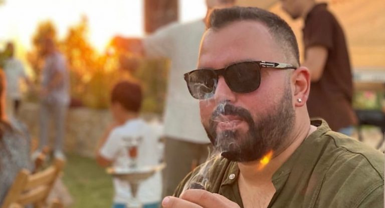 خاص- إلفيس مجاهد ابن جبيل ضحية الحادث المروع في حالات..