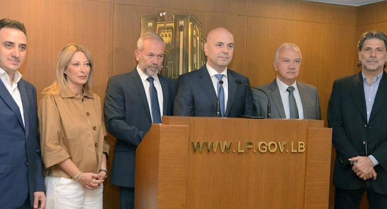 بالصور ـ الجمهوريّة القويّة: اقتراح قانون لحلّ آنيّ وسريع للكهرباء