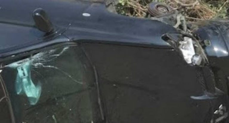 سقوط جرحى جراء انقلاب سيارة  في البربارة