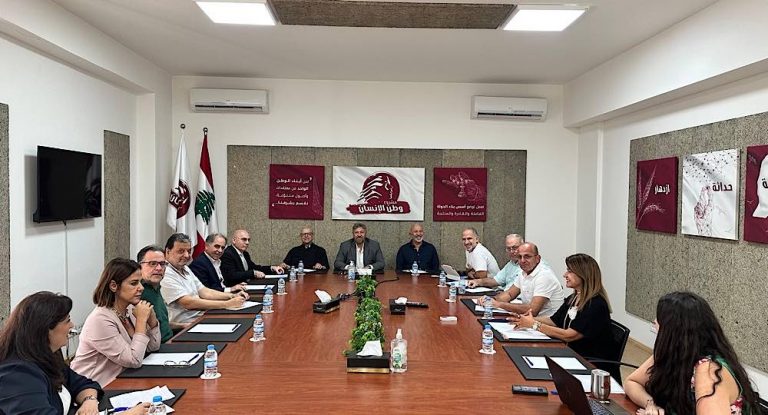 “وطن الإنسان”: لملاقاة الجهود الدبلوماسيّة بإيجابيّة لتطبيق ال 1701 ولإنتخاب الرئيس حفظاً للكيان وتداركاً لتوسّع الحرب ووقوع المحظور