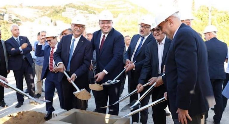 خاص بالصور-عبدو العتيّق:مركز الأبحاث الصيدلانية في LAU-بلاط يشكل ثورة علمية ويعزز دور لبنان في مجال الأدوية