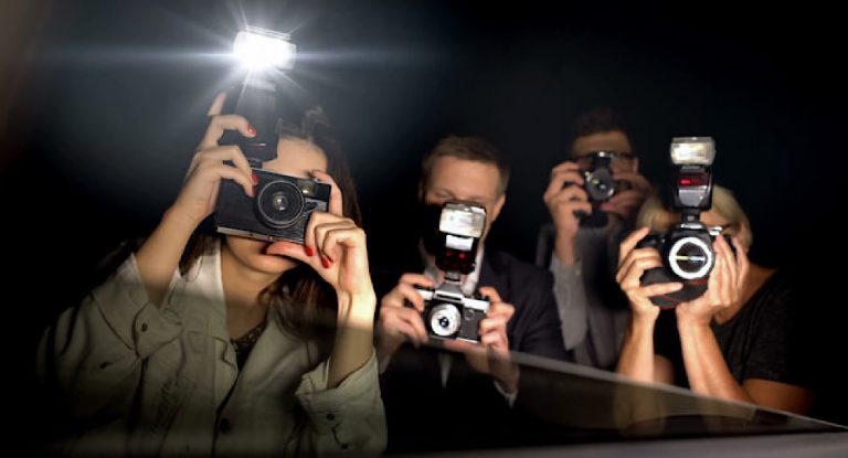 خاص – عن Bloggers الأزمات وحركات “شوفيني يا منيرة”