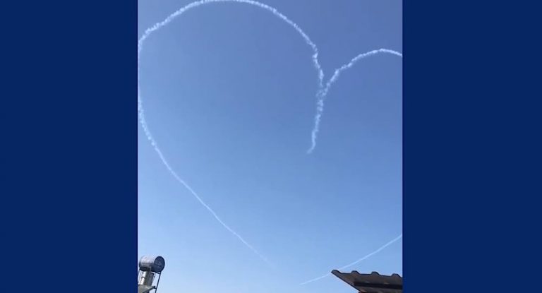 بالفيديو – أجواء حب ورومانسية في سماء الضاحية