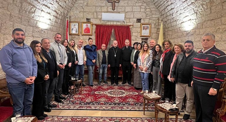 المطران عون يجمع الإعلاميين في جبيل ولجنة جديدة في الأبرشية