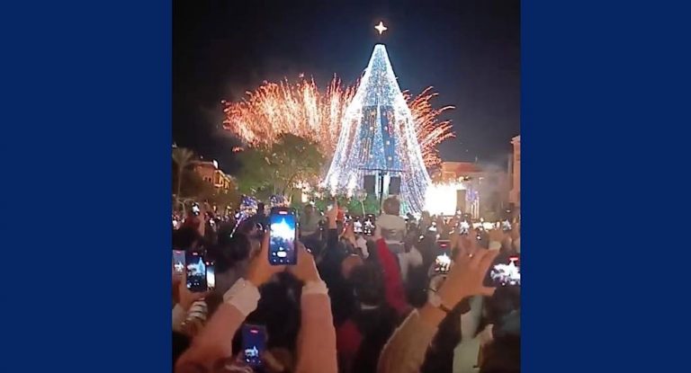 خاص-إضاءة شجرة ومغارة الميلاد في جبيل