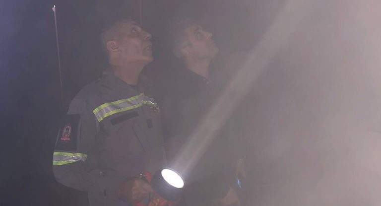 العميد فرح يشرف على عمليات الإطفاء داخل مبنى الـMTV في النقاش