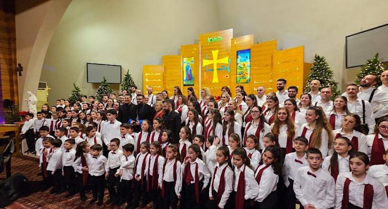 جمعيّة “من حقّي الحياة ” تحيي حفلاً ميلادياً باللغات الارمنية والعربية والإنجليزية في جبوب