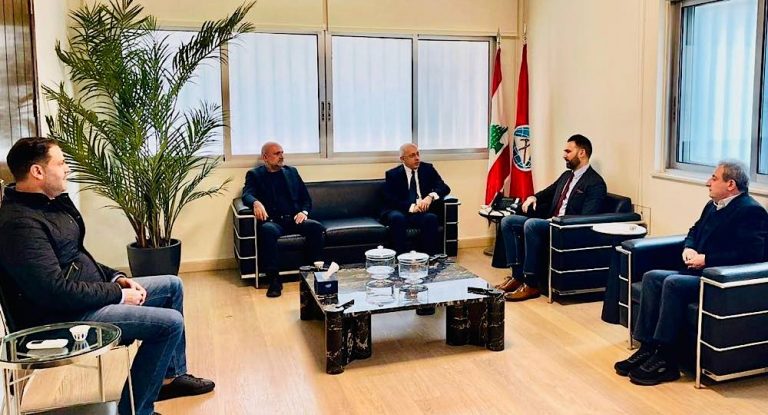 النائبان آلان عون وسيمون ابي رميا التقيا رئيس الحزب التقدمي الإشتراكي النائب تيمور جنبلاط