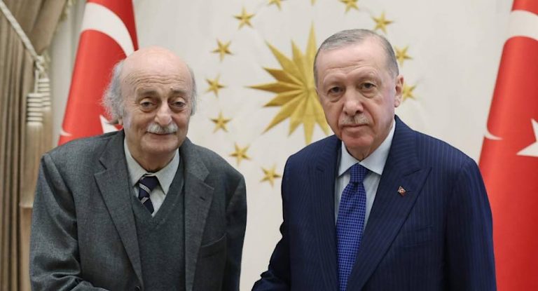 بالصورة-اردوغان يلتقي وليد جنبلاط في أنقرة