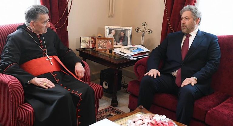 افرام: معيب ومخجل التجنّي بحقّ البطريرك…والحقّ يحرّركم