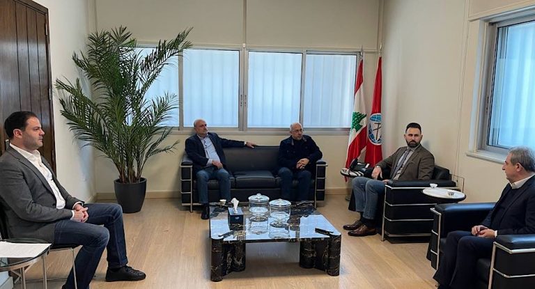 رئيس التقدمي عرض مع أبي رميا المستجدات السياسية