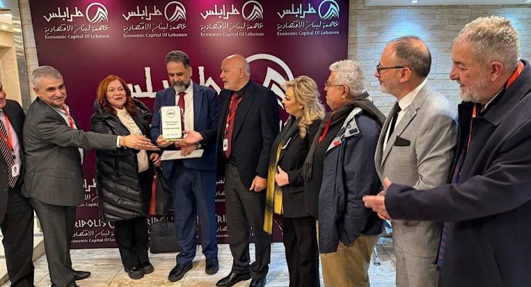 جامعة ال AUT تؤكد التزامها بتطوير التعليم الرقمي