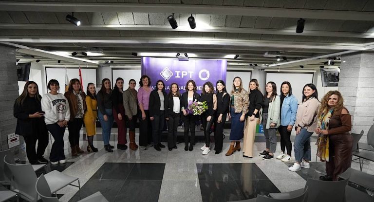جلسة حوارية  بعنوان “قصة قوة ونجاح” في شركة IPT لمناسبة اليوم العالمي للمرأة