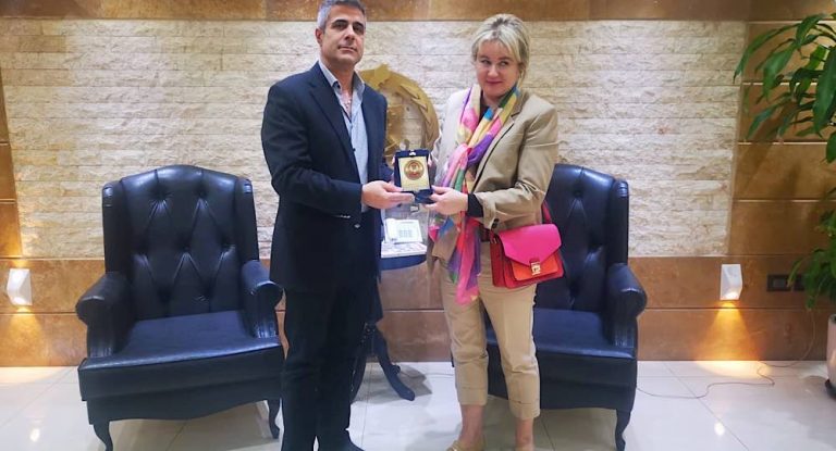 العميد فرح يستقبل سفيرة بولندا ويبحث معها سبل التعاون