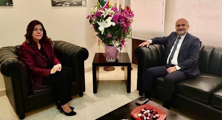 ابي رميا يلتقي وزيرة الشباب والرياضة