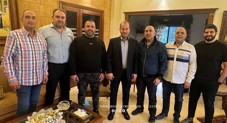 خاص- رابطة آل صليبا زارت العميد طوني متى للتهنئة