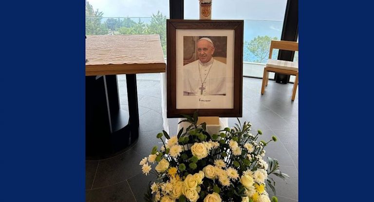 المحامي بول كنعان : يرحل البابا ويبقى إرثه