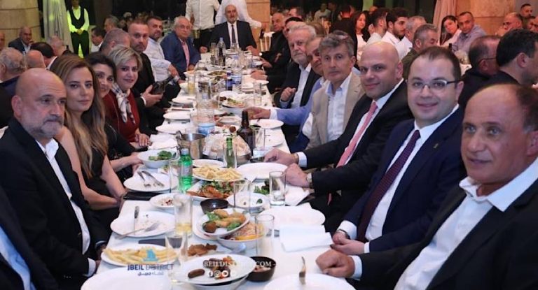 بالصور-العشاء السنوي لنادي “الشبيبة العاملة” الرياضي – بلاط