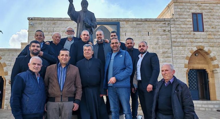 عنايا للأفضل” برئاسة مارك عبود تبدأ مشوارها بزيارة دير مار مارون ونيل البركة