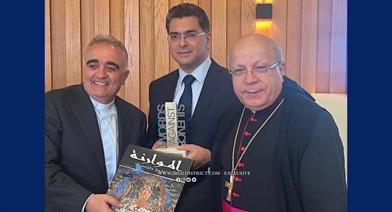 بالصور-حفل عشاء تكريمي سنوي لأهل الإعلام والصحافة في جامعة سيّدة اللويزة