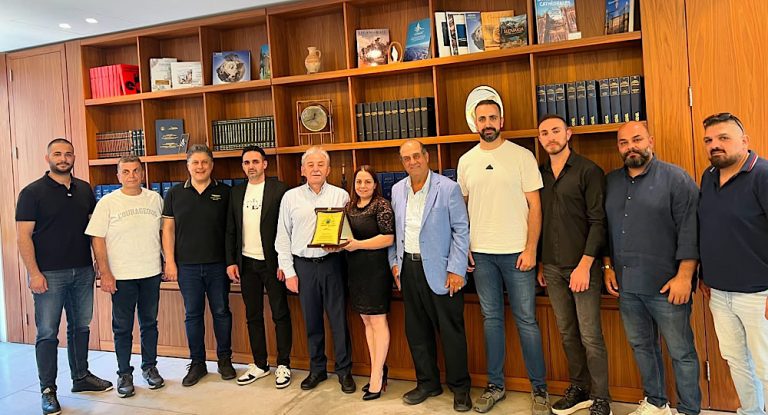 الهيئة الإدارية الجديدة لنادي حبوب في بلدية جبيل