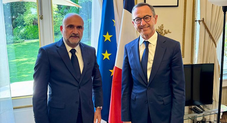 أبي رميا يواصل جولته في فرنسا ويلتقي روتايو: دعم فرنسي ثابت للبنان ومؤتمر مرتقب في باريس