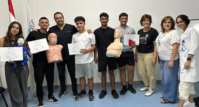 بلدية جبيل تنظّم دورة للمنقذين البحريين بالتعاون مع مستشفى سيدة مارتين