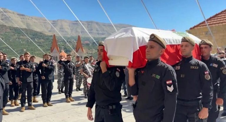 بالفيديو والصور – بشري تودّع المعاون الشهيد إلياس طوق