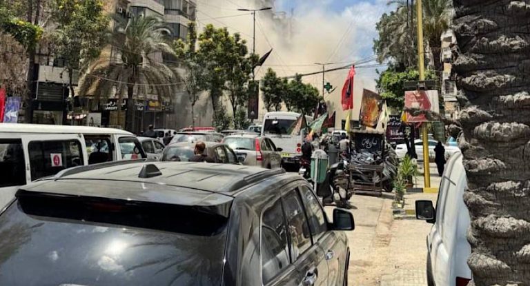 فيديو لانهيار جزء من مبنى متضرّر من الحرب على أوتوستراد السيّد هادي-الضاحية الجنوبيّة