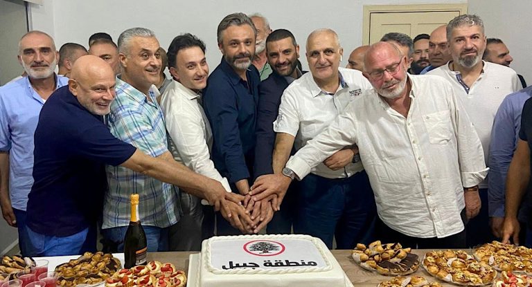 خاص-بالصور:تسليم وتسلم في منسقية “القوات اللبنانية” – جبيل