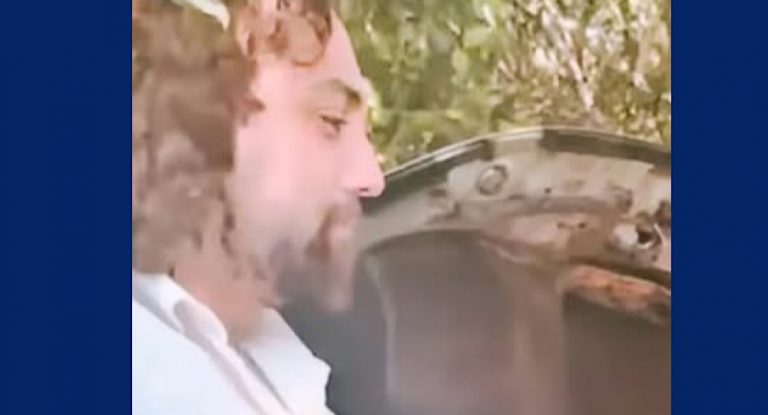 بالفيديو-تيكتوكر لبناني يستهزئ بكبار السن بتقليد صوت فتاة ومسن مريض قلب يقع ضحيته