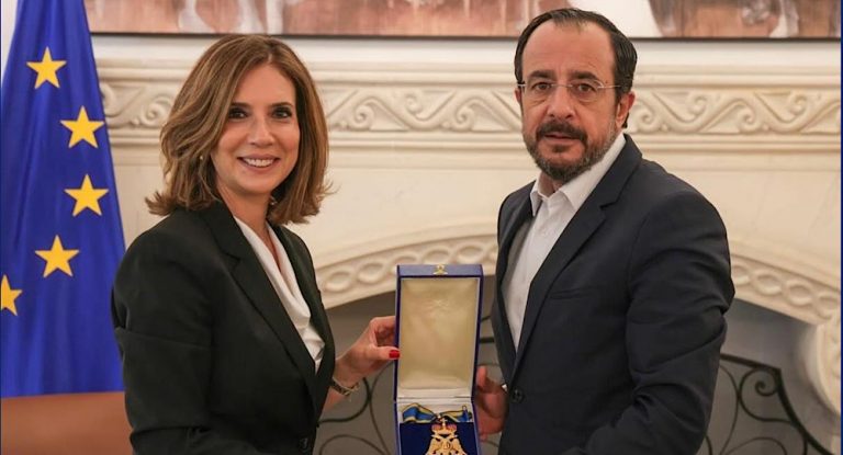 وسام قبرصيّ رفيع للسفيرة الحجل قبيْل انتقالها
